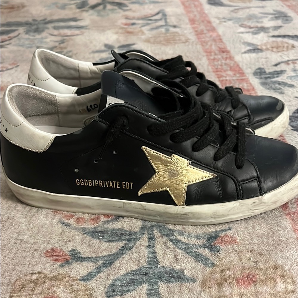 Golden Goose Black Sneakers with Gold Star - Picture 3 of 3